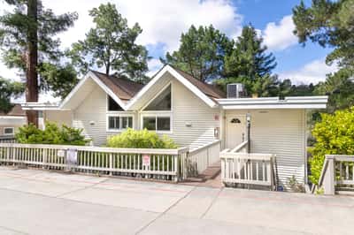 126-B Ascot Ct, Moraga, CA