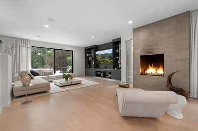 210 Red Fox Road, Stamford, CT