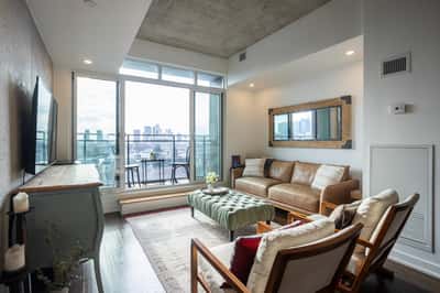 205 Manning Avenue, 408, Toronto, ON