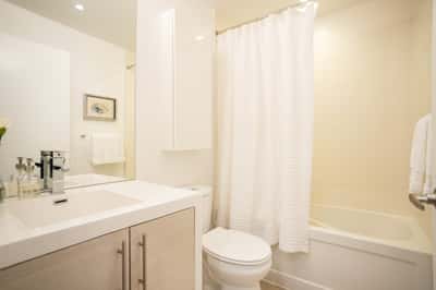 205 Manning Avenue, 408, Toronto, ON