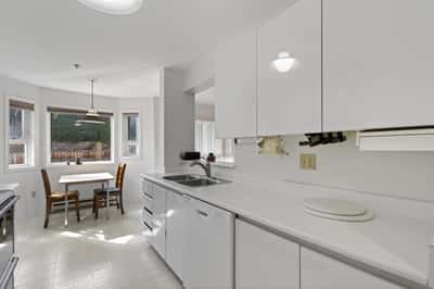 103-1807 Oak Bay Avenue, Victoria, BC