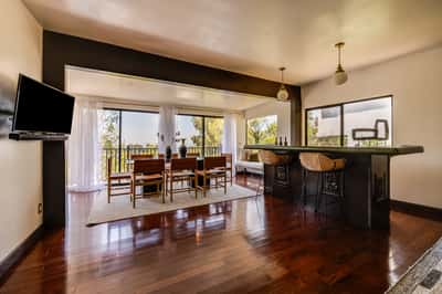9234 Kinglet Drive, Los Angeles, CA