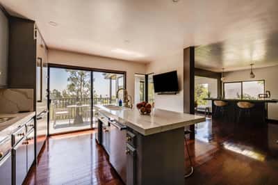 9234 Kinglet Drive, Los Angeles, CA