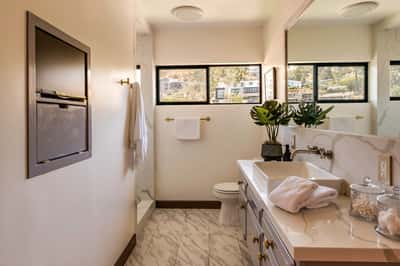 9234 Kinglet Drive, Los Angeles, CA