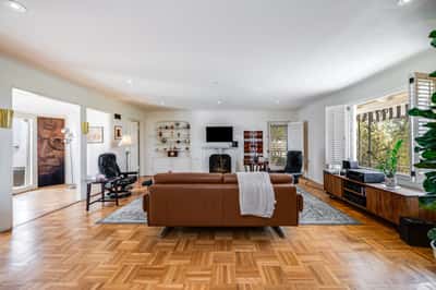 16177 Alcima Ave, Pacific Palisades, CA