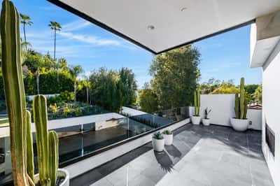 4530 Libbit Ave, Encino, CA