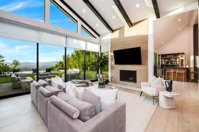3915 Vista Linda Drive, Encino, CA