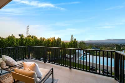 3915 Vista Linda Drive, Encino, CA