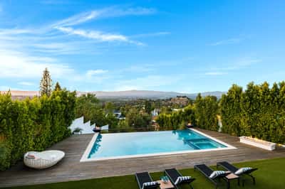 3915 Vista Linda Drive, Encino, CA