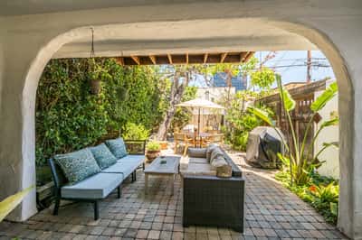 8447 - 8449 4th Street, Los Angeles, CA