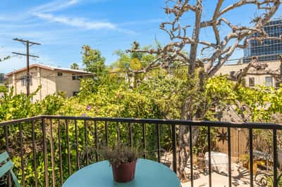 8447 - 8449 4th Street, Los Angeles, CA