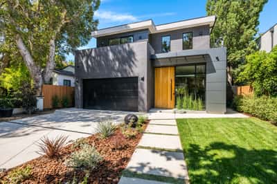 3831 Mound View Avenue, Studio City, CA