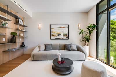 3831 Mound View Avenue, Studio City, CA