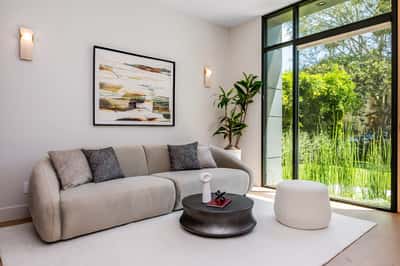 3831 Mound View Avenue, Studio City, CA