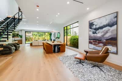 3831 Mound View Avenue, Studio City, CA