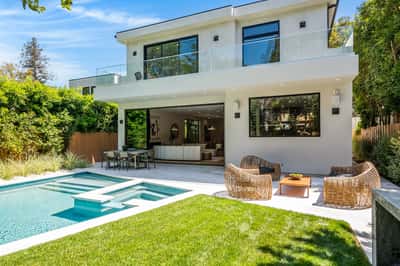 3831 Mound View Avenue, Studio City, CA