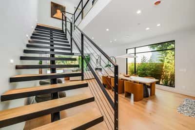 3831 Mound View Avenue, Studio City, CA