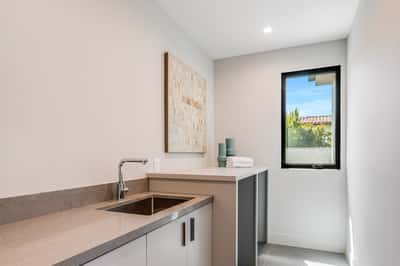 3831 Mound View Avenue, Studio City, CA
