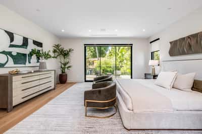 3831 Mound View Avenue, Studio City, CA