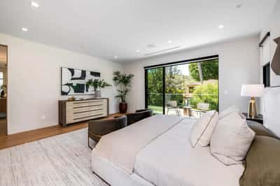3831 Mound View Avenue, Studio City, CA