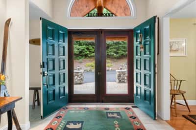 33 Indian Point Road, Hebron, NH