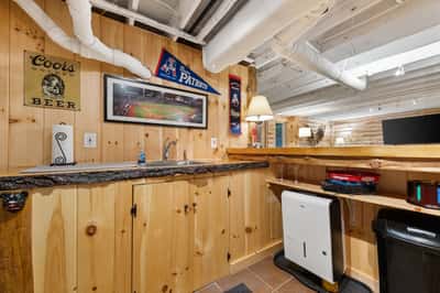 33 Indian Point Road, Hebron, NH