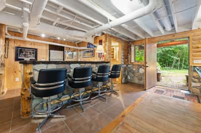 33 Indian Point Road, Hebron, NH