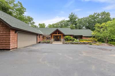33 Indian Point Road, Hebron, NH
