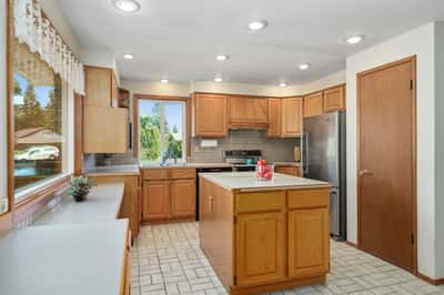 11814 NE 138th St, Kirkland, WA