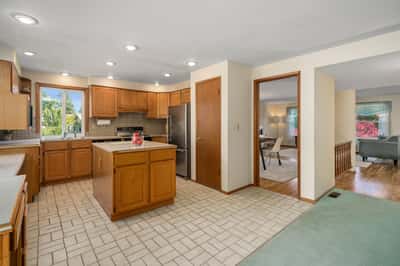 11814 NE 138th St, Kirkland, WA