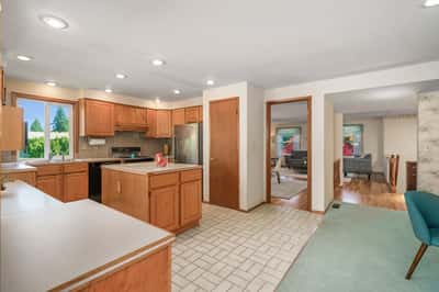 11814 NE 138th St, Kirkland, WA