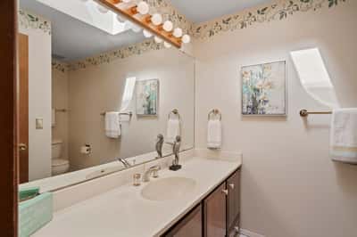11814 NE 138th St, Kirkland, WA