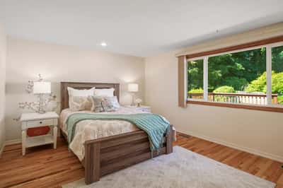 11814 NE 138th St, Kirkland, WA