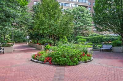 9 Hawthorne Place #4A, Boston, MA