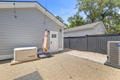 1977 Shadetree Boulevard, Johns Island, SC