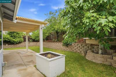 4512 Deer Ridge Way, Antioch, CA
