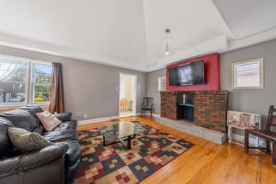 601 Pharmacy Ave., Scarborough, ON