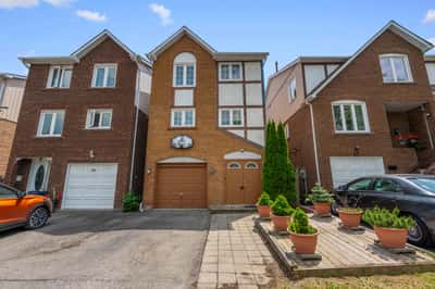 35 Festival Dr., North York, ON