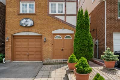 35 Festival Dr., North York, ON