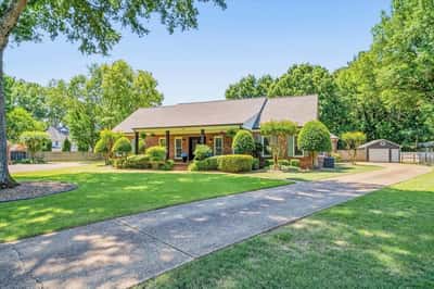 967 Autumn Oaks Circle, Collierville, TN