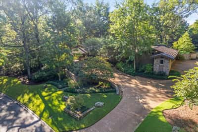 441 N River Oaks Rd, Memphis, TN