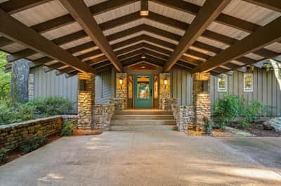 441 N River Oaks Rd, Memphis, TN