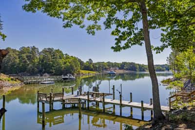 127 Tilden Lane, Weems, VA