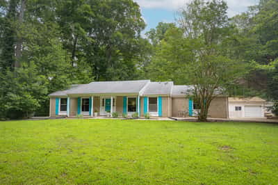 17 Wesley Terrace, Weems, VA