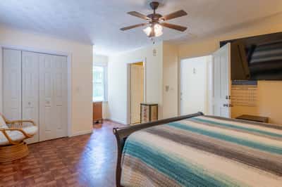 17 Wesley Terrace, Weems, VA