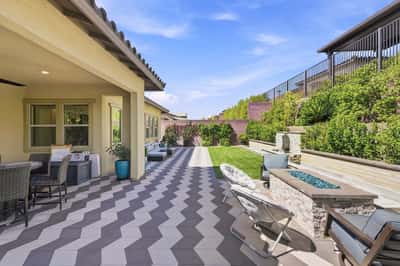 373 Jackalberry Street, Las Vegas, NV
