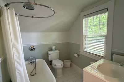 1130 Larchmont Crescent, Norfolk, VA