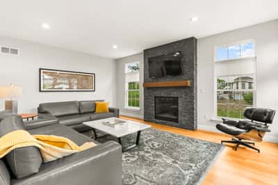 3037 Roan Hill Drive, Belleville, IL