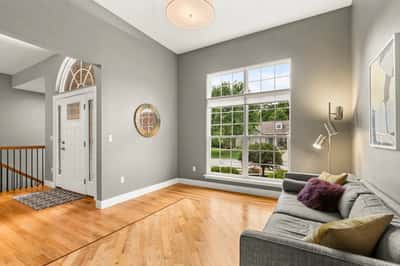 3037 Roan Hill Drive, Belleville, IL