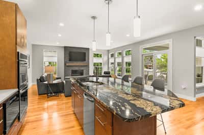 3037 Roan Hill Drive, Belleville, IL